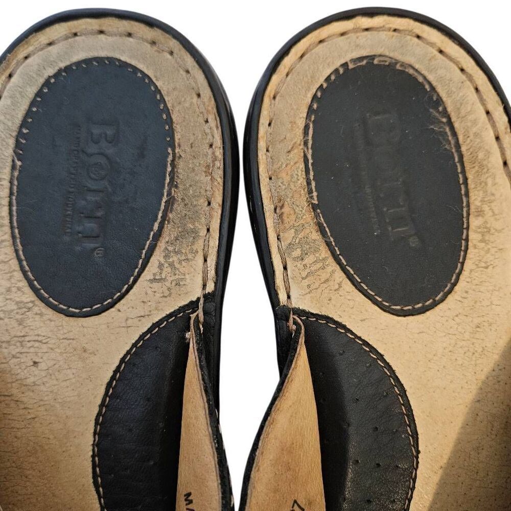 Born womens sandals, black leather. Size 9. - Picture 2 of 5